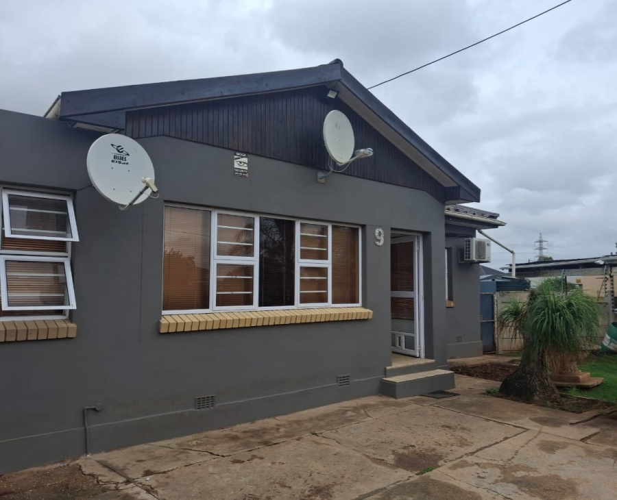 3 Bedroom Property for Sale in Manor Heights Eastern Cape